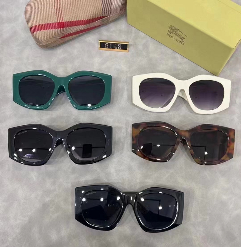 Burberry Glasses xhr (1)