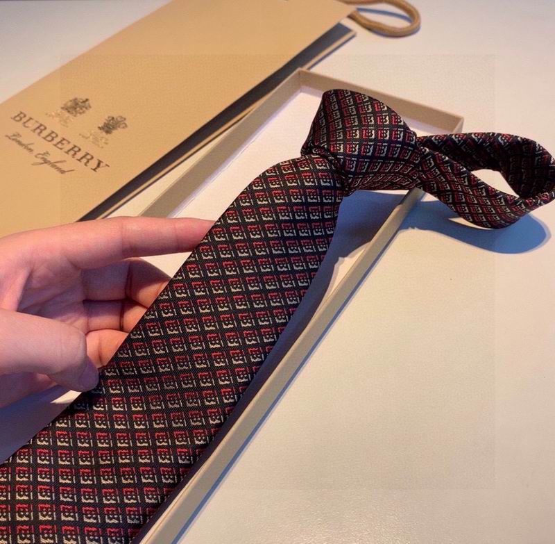 Burberry Tie hm (11)