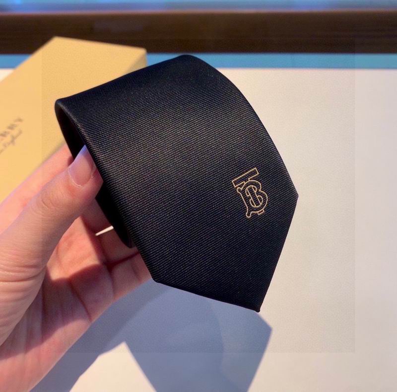 Burberry Tie hm (162)