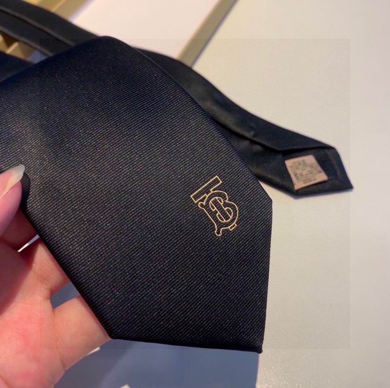 Burberry Tie hm (165)