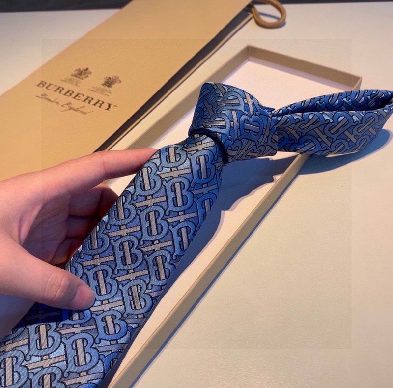 Burberry Tie hm (182)