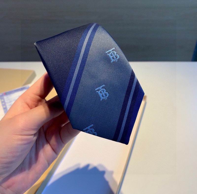 Burberry Tie hm (195)