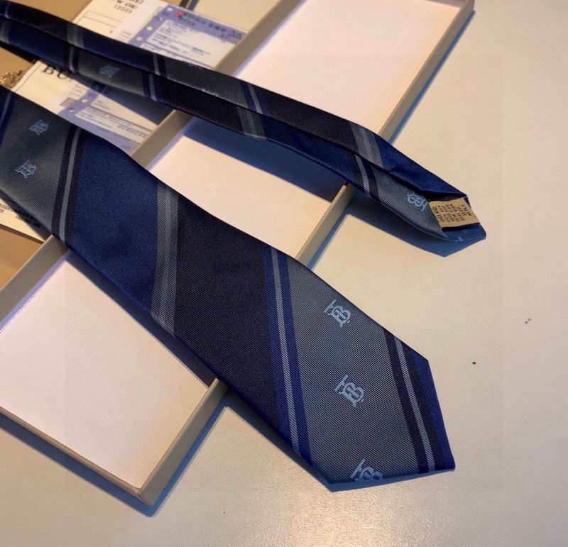 Burberry Tie hm (197)