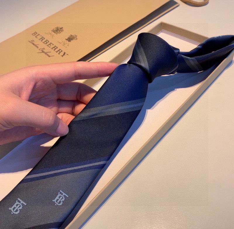 Burberry Tie hm (200)