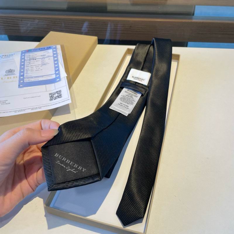 Burberry Tie hm (223)
