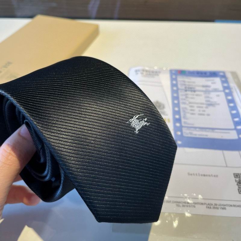 Burberry Tie hm (227)