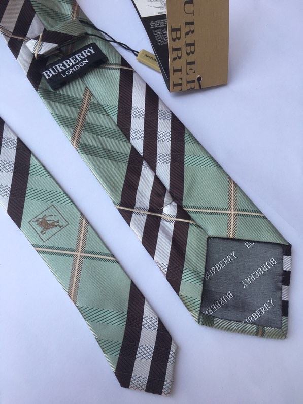 Burberry Tie hm (23)