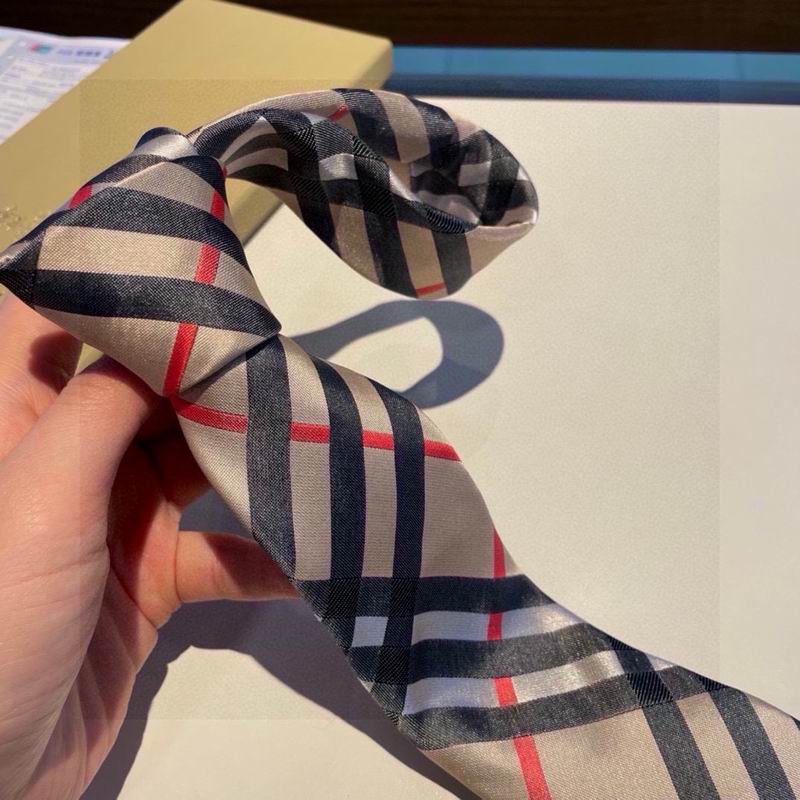 Burberry Tie hm (247)