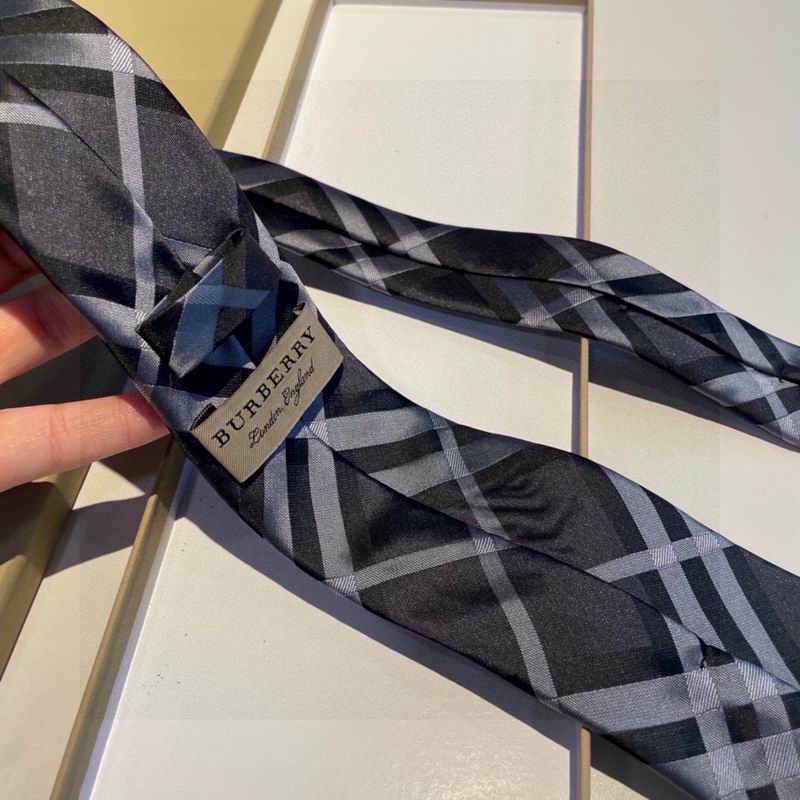 Burberry Tie hm (264)