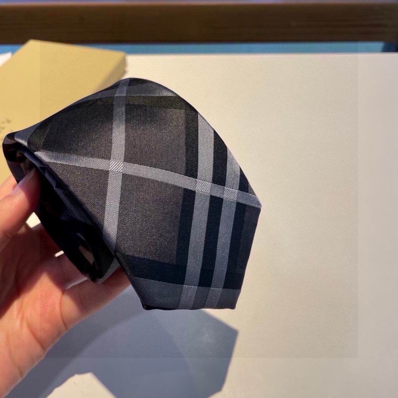 Burberry Tie hm (267)