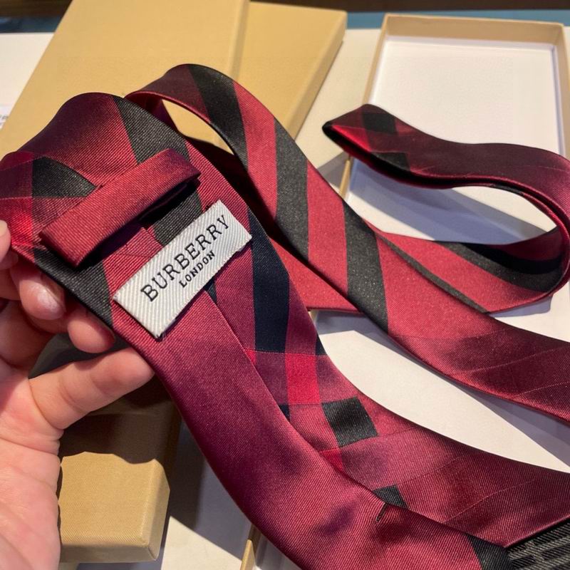 Burberry Tie hm (274)