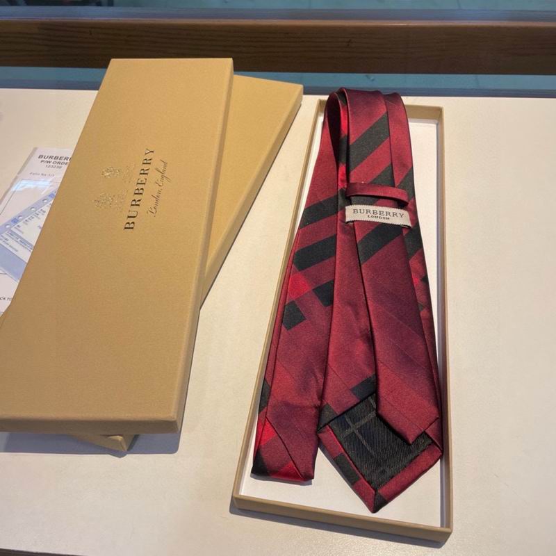 Burberry Tie hm (275)