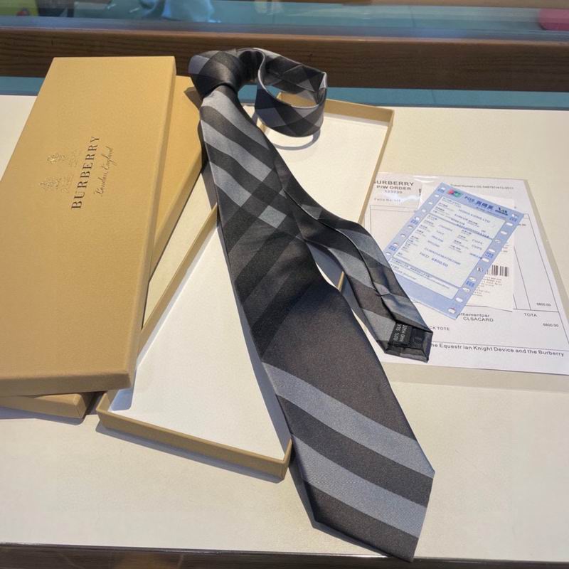 Burberry Tie hm (285)
