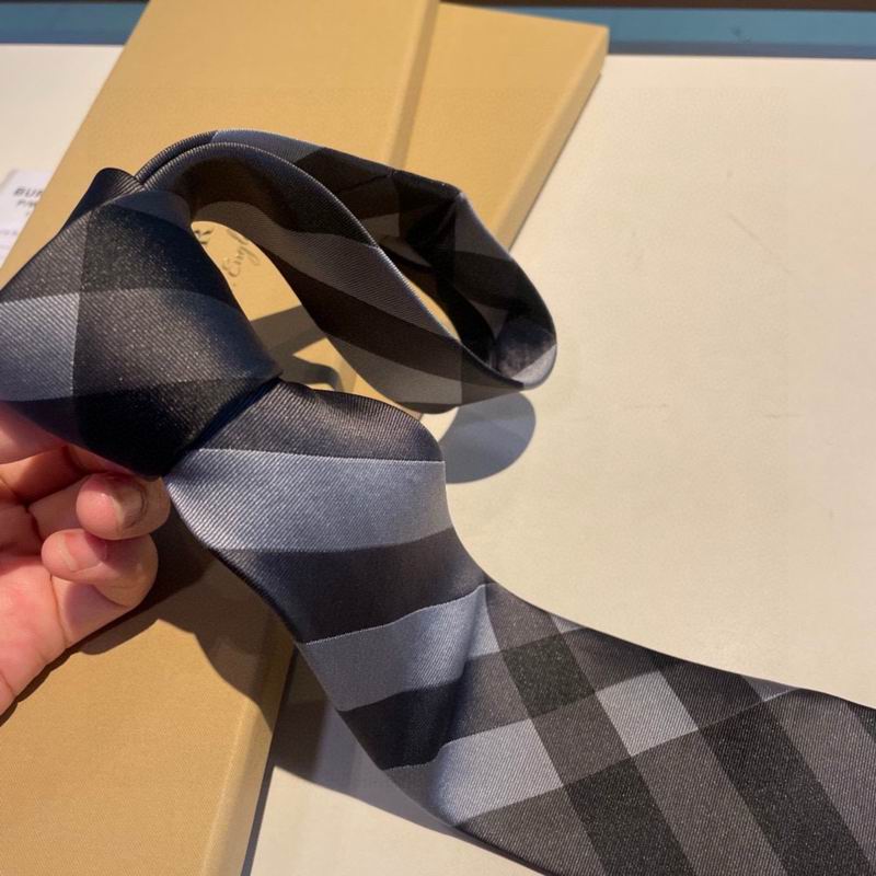 Burberry Tie hm (286)