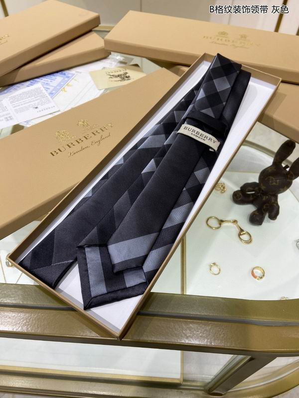 Burberry Tie hm (319)
