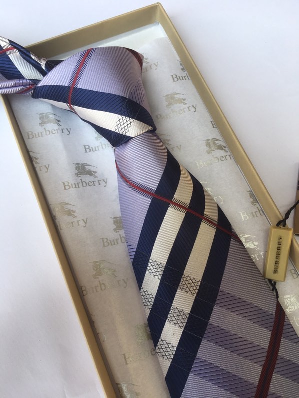 Burberry Tie hm (32)
