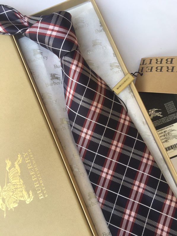 Burberry Tie hm (48)