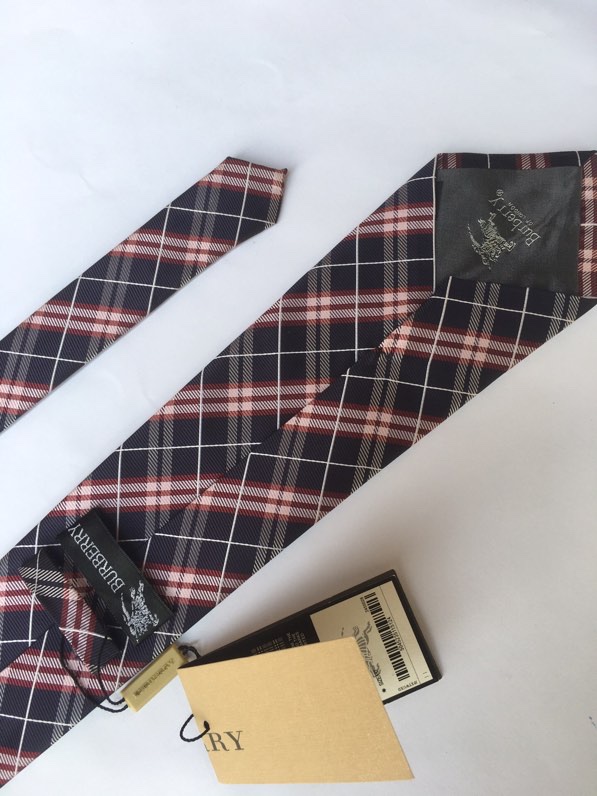 Burberry Tie hm (55)