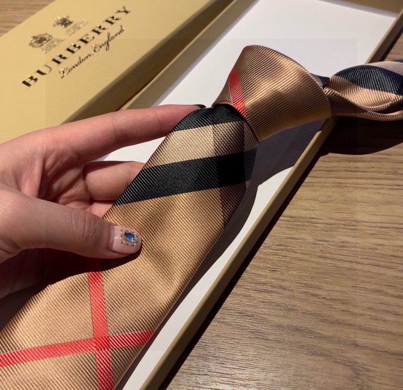 Burberry Tie hm (62)