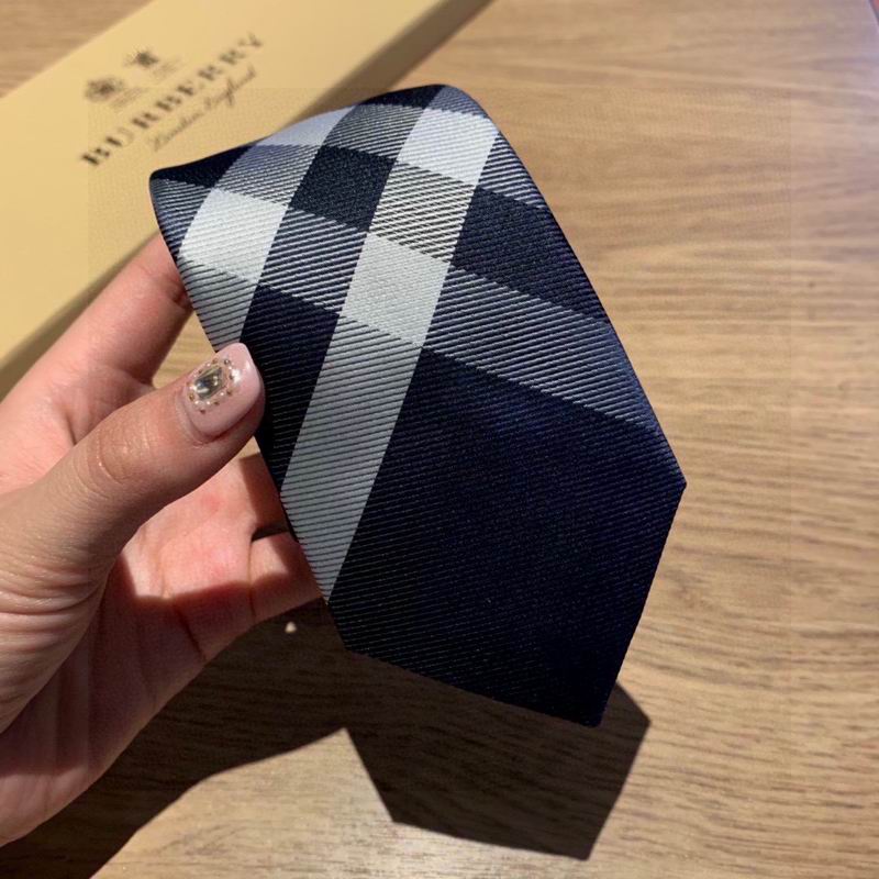 Burberry Tie hm (65)
