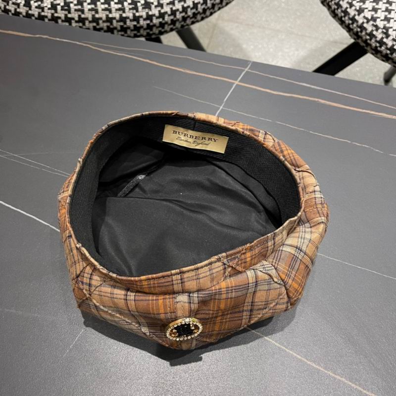 Burberry beret (2)