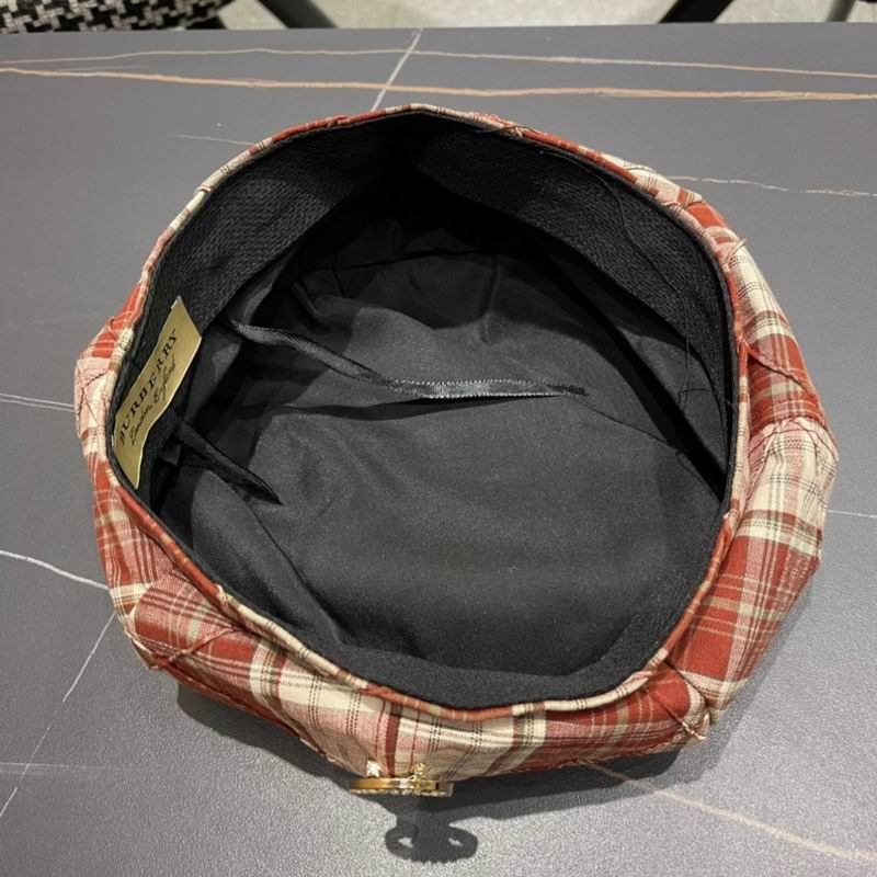 Burberry beret (26)