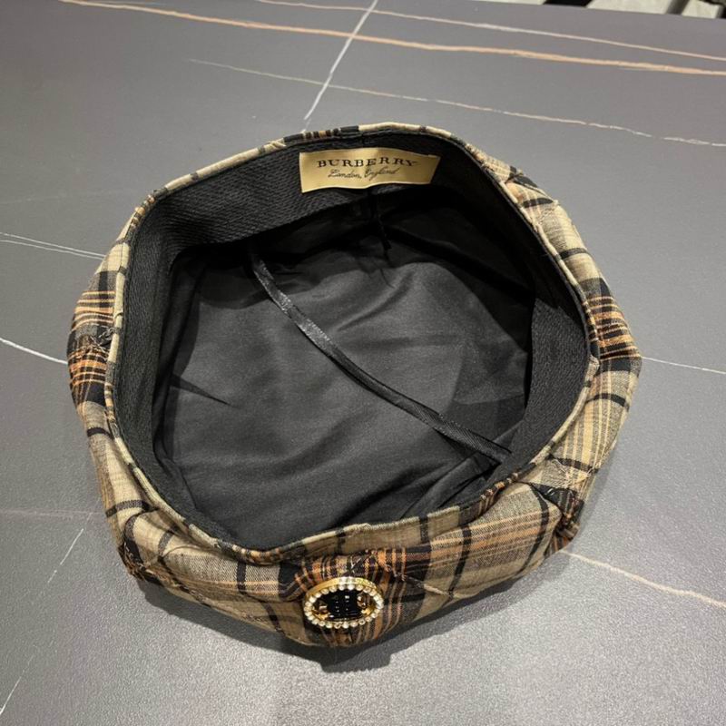 Burberry beret (37)