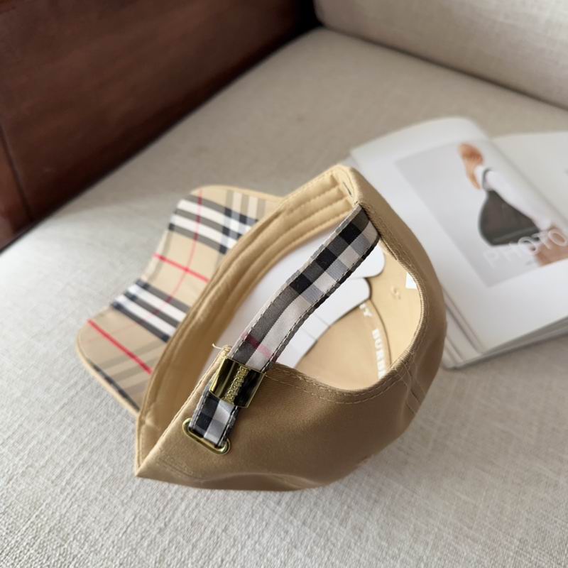 Burberry cap (1)