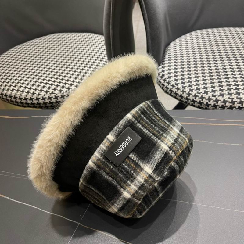 Burberry hat (13)