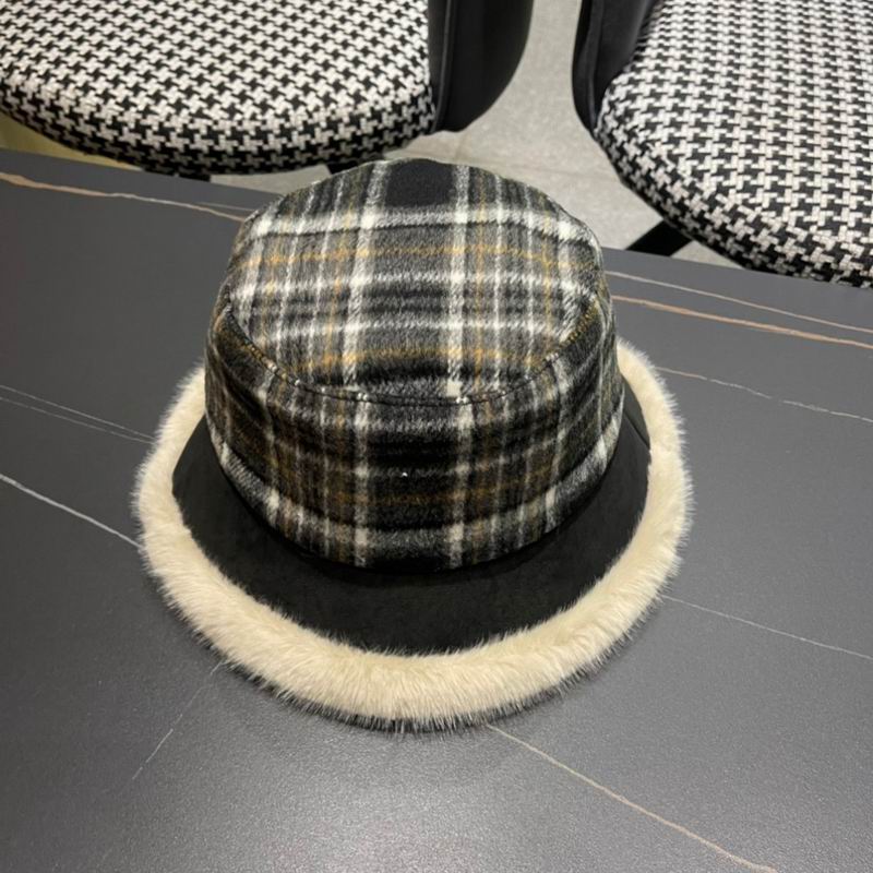 Burberry hat (18)