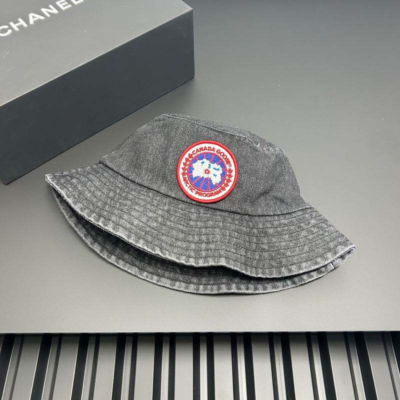 Canada Goose hat dx (1)
