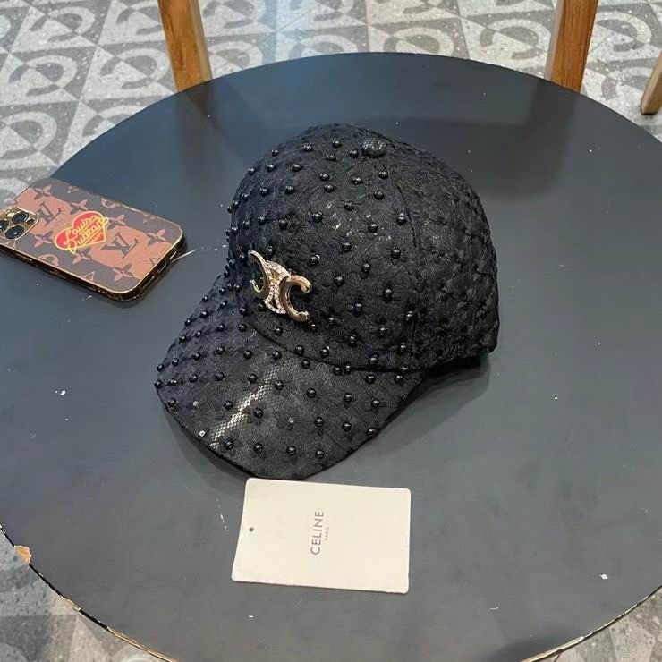 Celine cap (50)