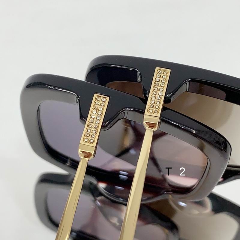 Chanel CH5894 53 22-142 b08