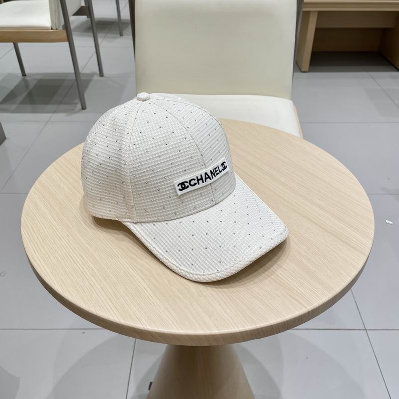 Chanel cap (50)