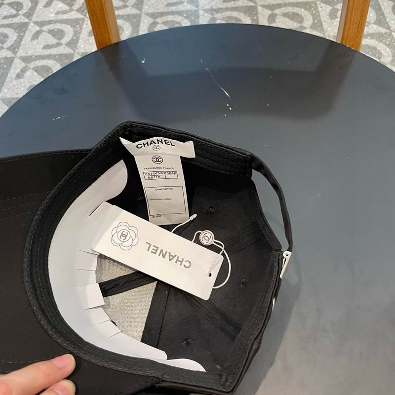 Chanel cap (64)