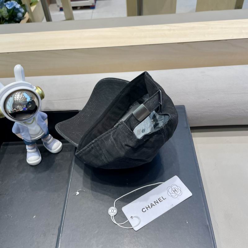 Chanel cap (75)