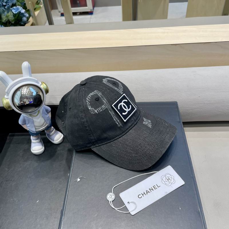 Chanel cap (79)