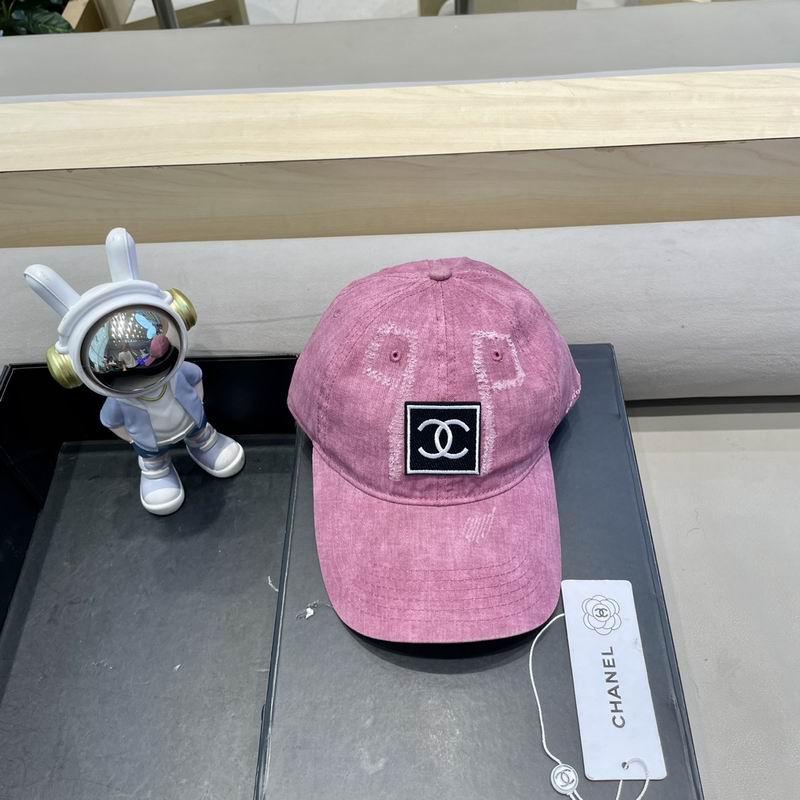 Chanel cap (90)