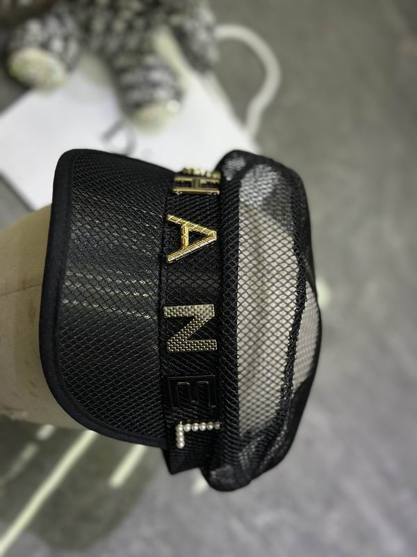 Chanel cap dx (17)