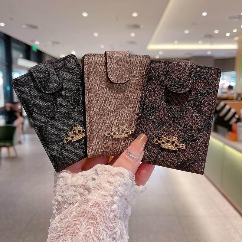 Coach card bag  (1)