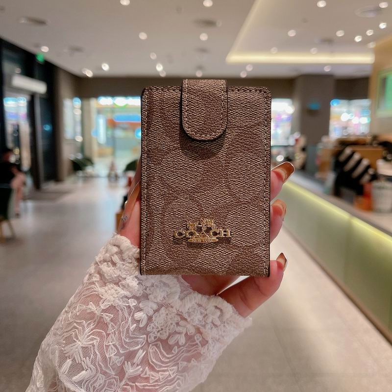 Coach card bag  (3)