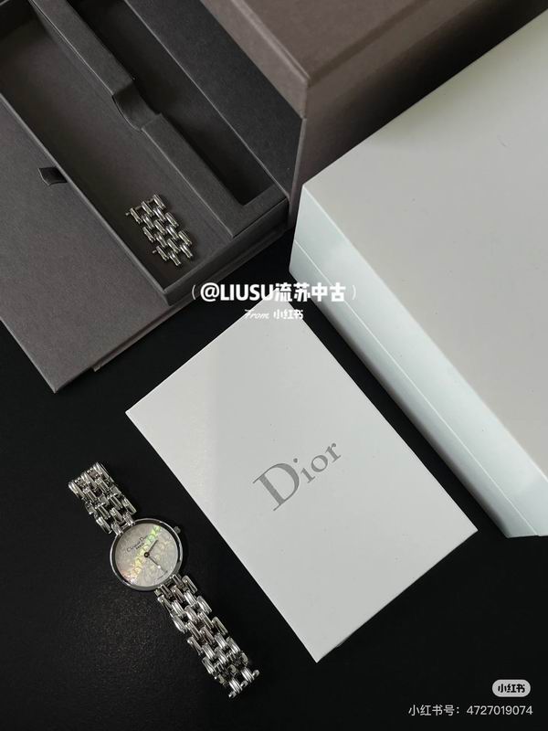 Dior 28mm 52 (7)