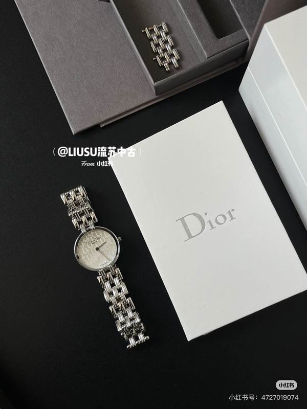 Dior 28mm 52 (8)