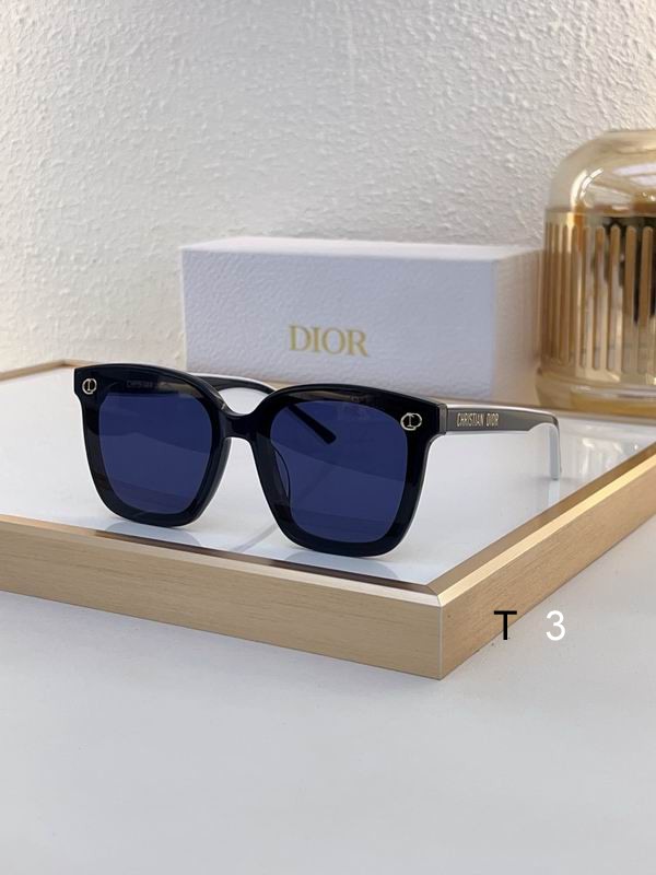 Dior D4U 64 15-145 c02