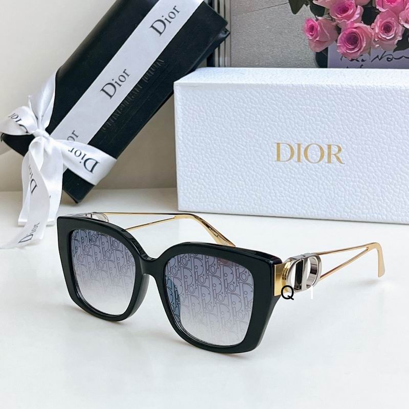 Dior S13F 55 20-135 a01