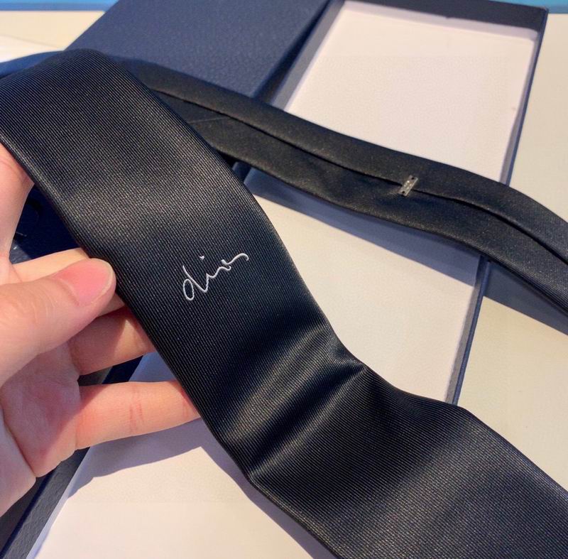 Dior Tie hm (129)
