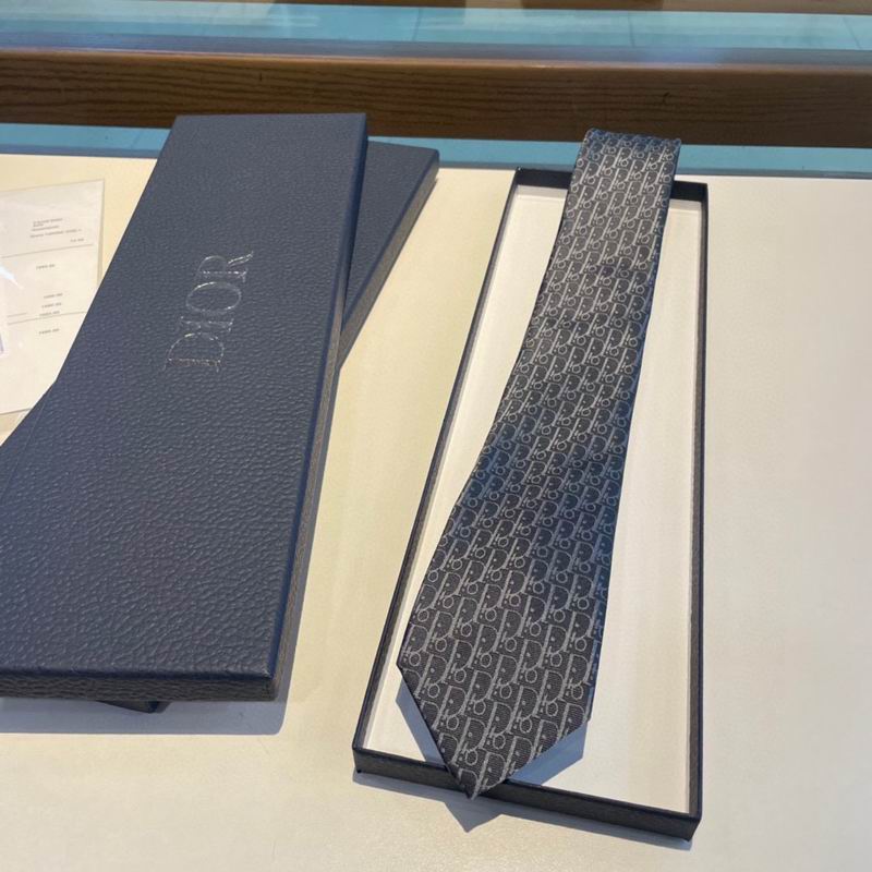 Dior Tie hm (16)