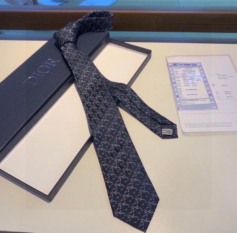 Dior Tie hm (6)