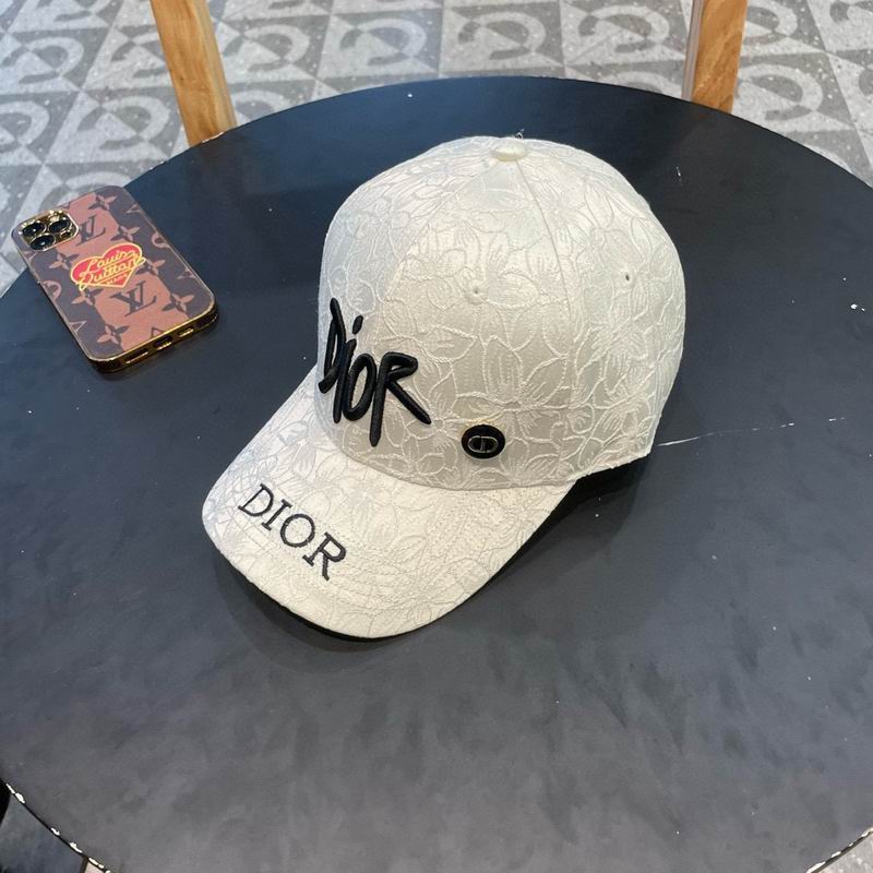 Dior cap (60)