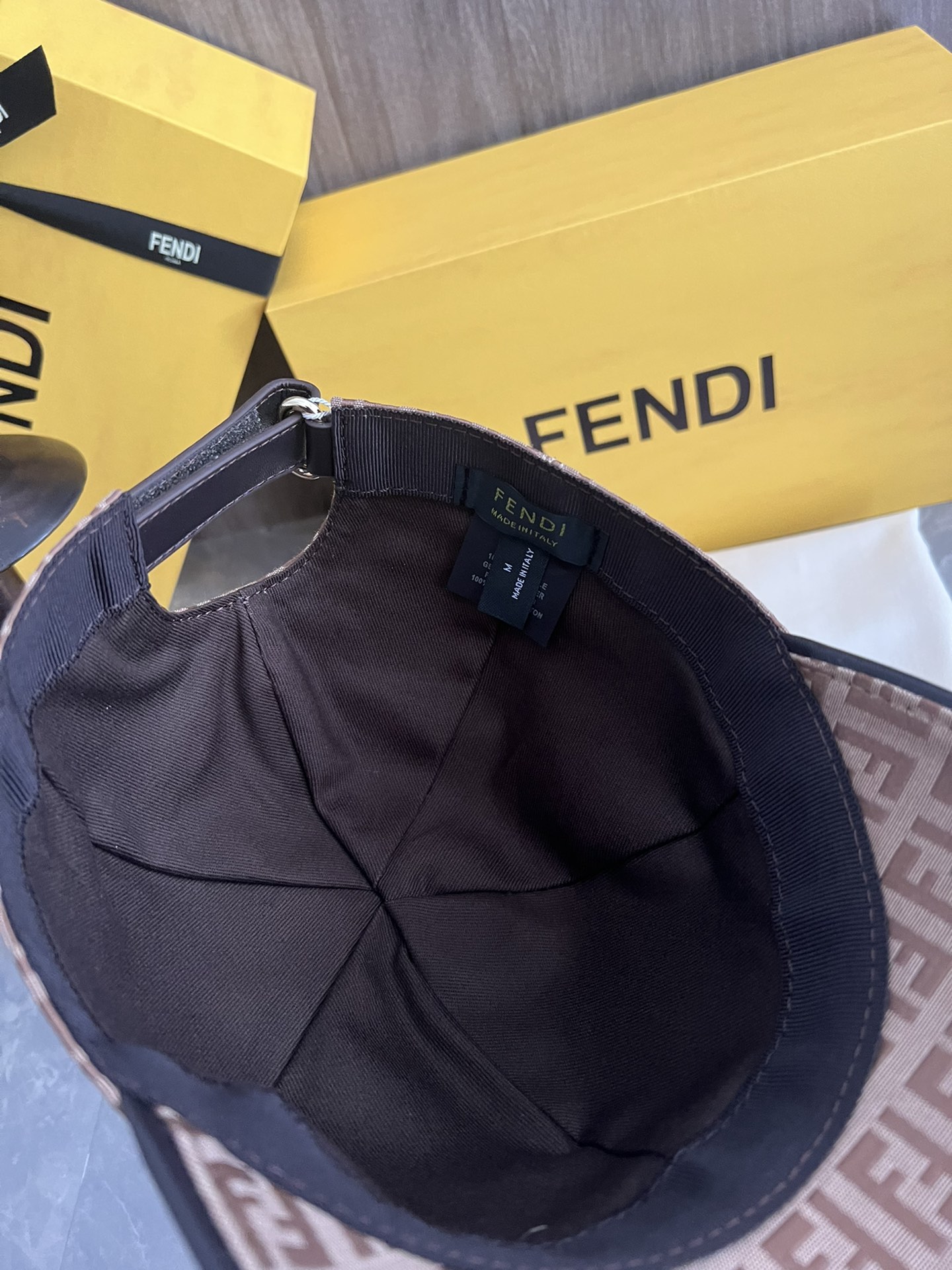 Fendi cap(高版本） dx (5)